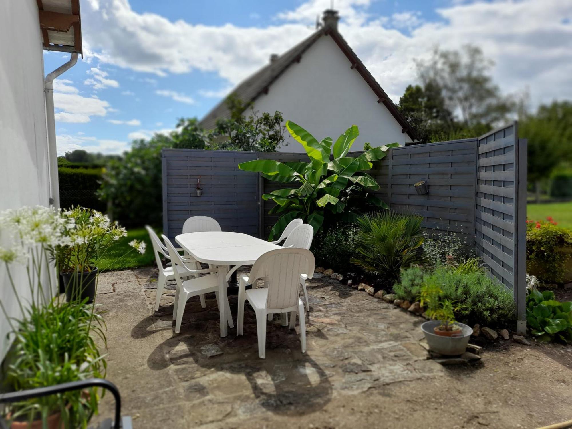 Hauterive  Les Abelias Bed & Breakfast エクステリア 写真